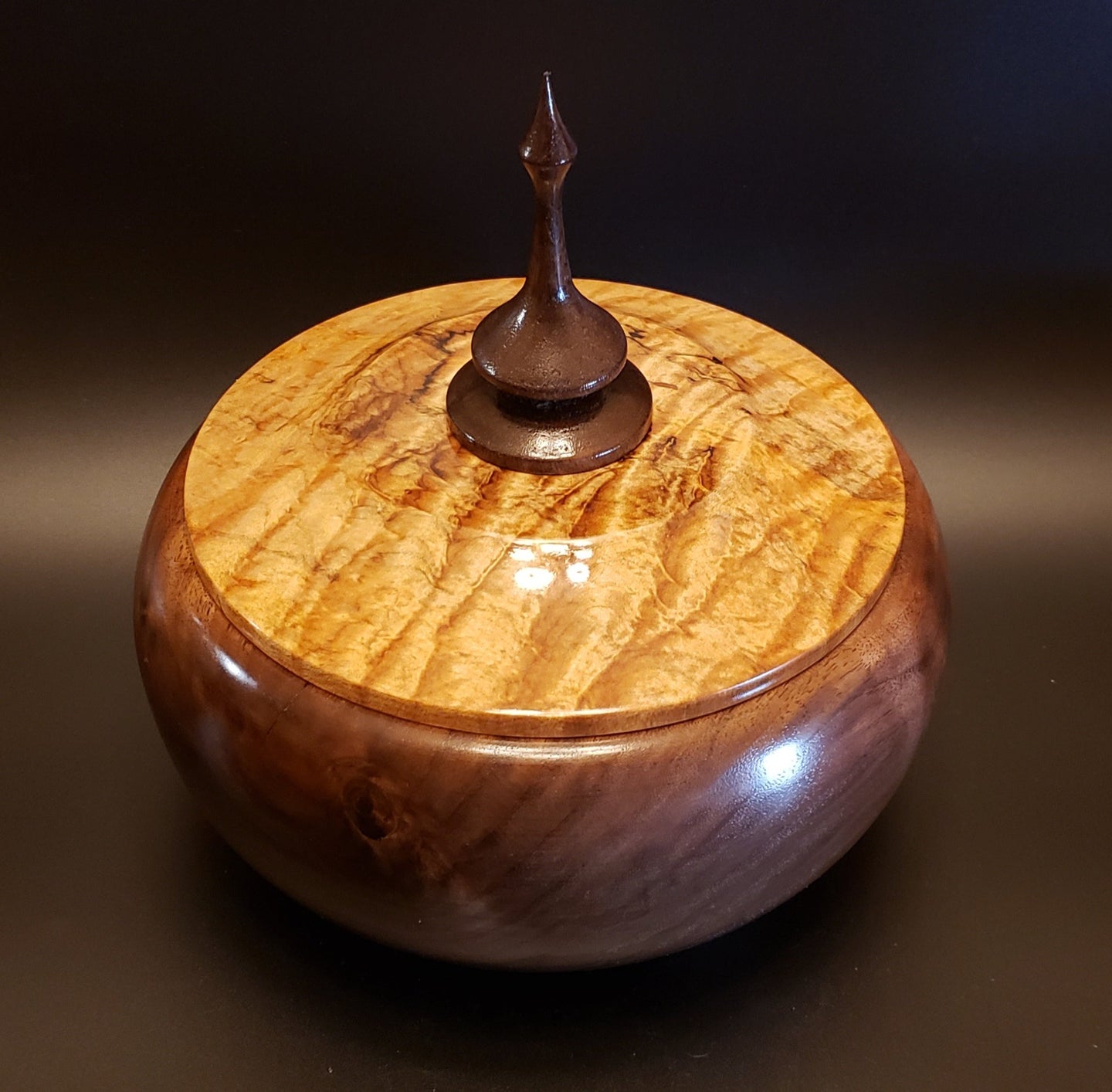 Art, Lidded Bowl