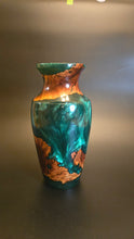 Load image into Gallery viewer, Vase
